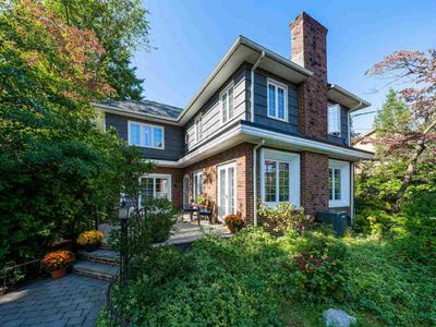 823 Avenue A, Bayonne, NJ, 07002