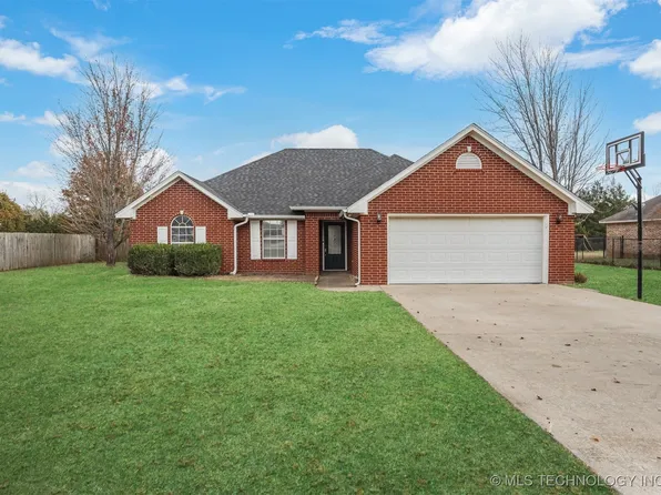 93 Summit Cir, Durant, OK 74701