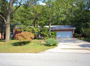 5 Deer Trl, Portage, IN 46368