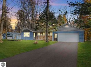 5746 Six Mile Lake Rd, Ellsworth, MI 49729