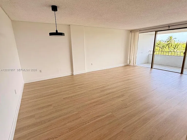 155 Ocean Lane Dr #504 — Photo 3