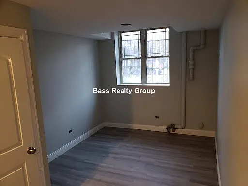 1331 W Greenleaf Ave #G-1 — Photo 1