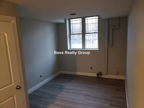 1331 W Greenleaf Ave #G-1 Photo 1