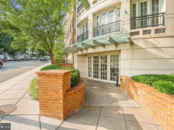 2501 Wisconsin Ave NW APT 309, Washington, DC 20007