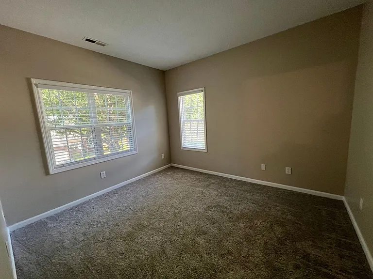 7706 Astoria Pl — Photo 23