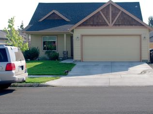 300 NW 27th Ct, Redmond, OR