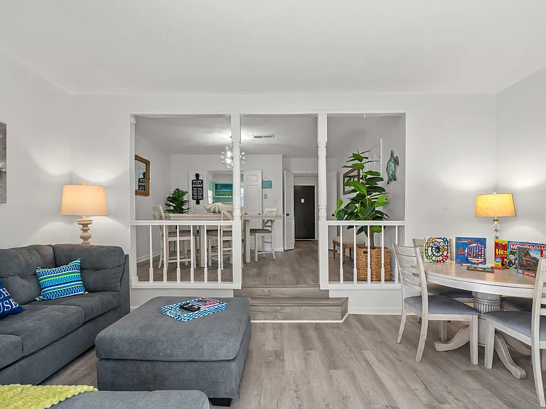 4701 N Kings Hwy #10 — Photo 17