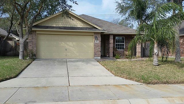 1st image of 110 Sandhill Woods