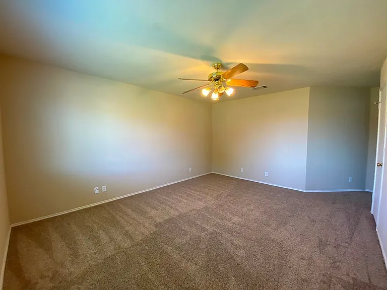 218 Jennifer Ln — Photo 25