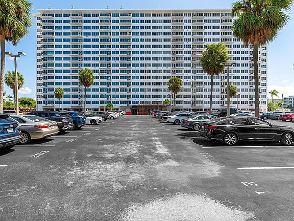 2nd image of 3233 NE 34th Street #1216