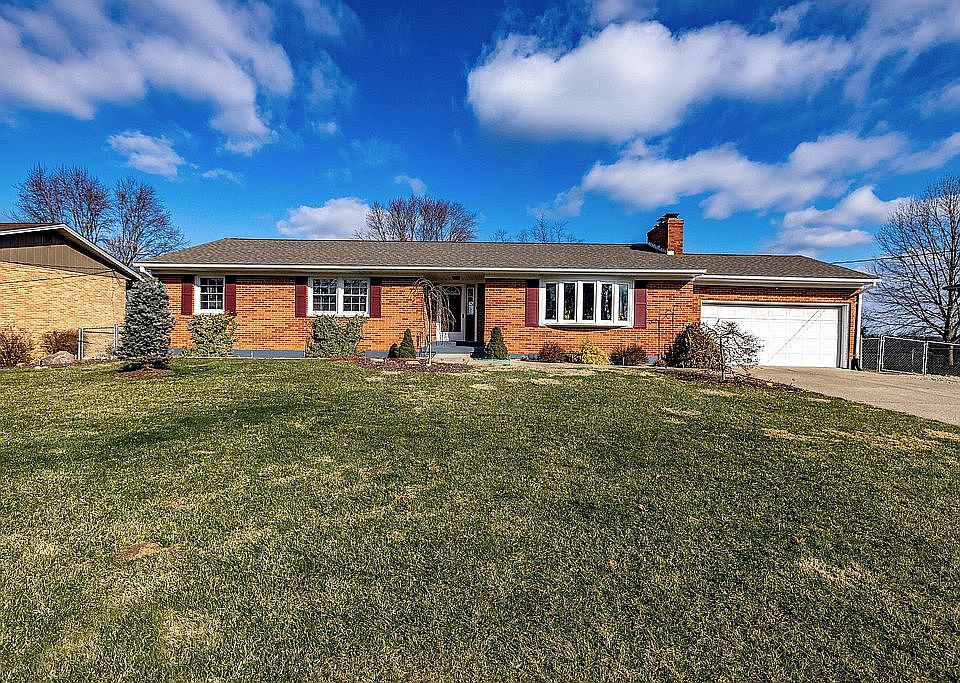 1st image of 2424 Ada Dr