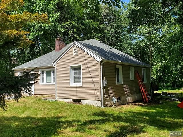 2nd image of 6 Fairview Ave