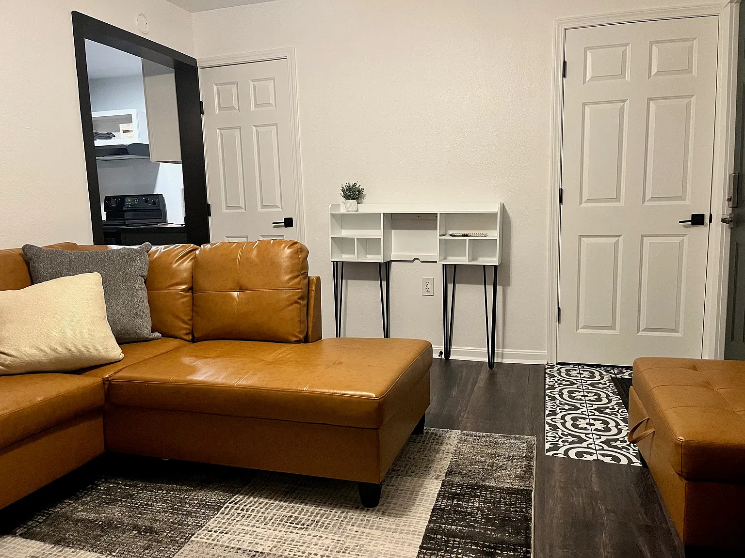 1 bed, 525 sqft, $1,100 — Photo 1