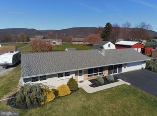 5711 Lincoln Way E, Fayetteville, PA 17222
