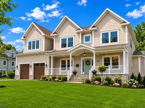 36 Terrace Rd, New Providence Boro, NJ 07974