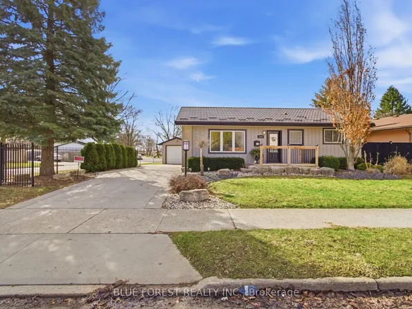 1975 Royal Cres, London, ON N5V 1N6