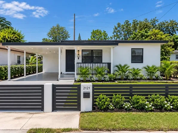 2121 NW 86th Ter, Miami, FL 33147