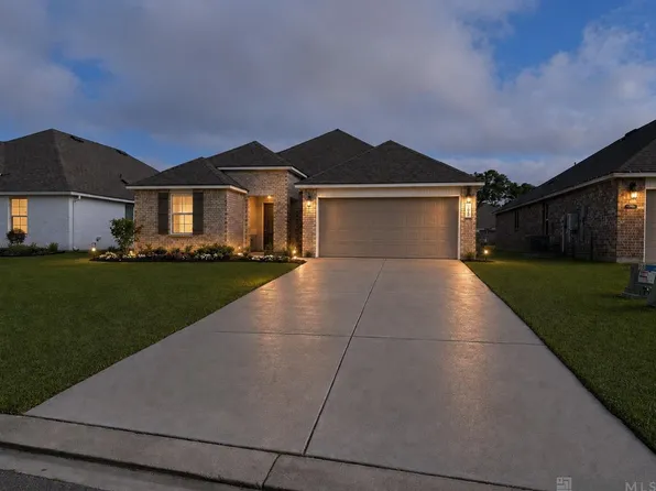 7800 Collin Trl, Denham Springs, LA 70726