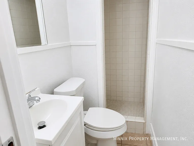 2304 Avenue U — Photo 8