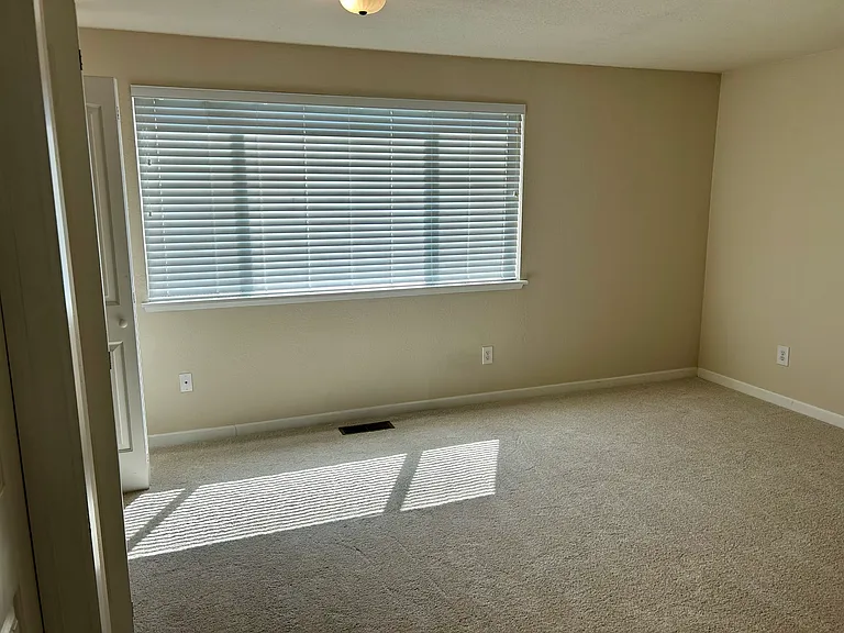 3102 59th Ave NE — Photo 14