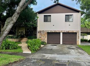 10300 SW 116th Ave, Miami, FL 33176