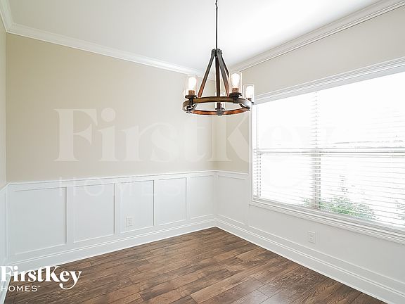 4th image of 1333 Millet Dr