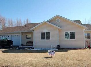 1940 Rj Loop, Fairbanks, AK 99709