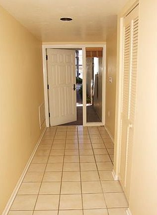 4th image of 5041 Harbortown Ln
