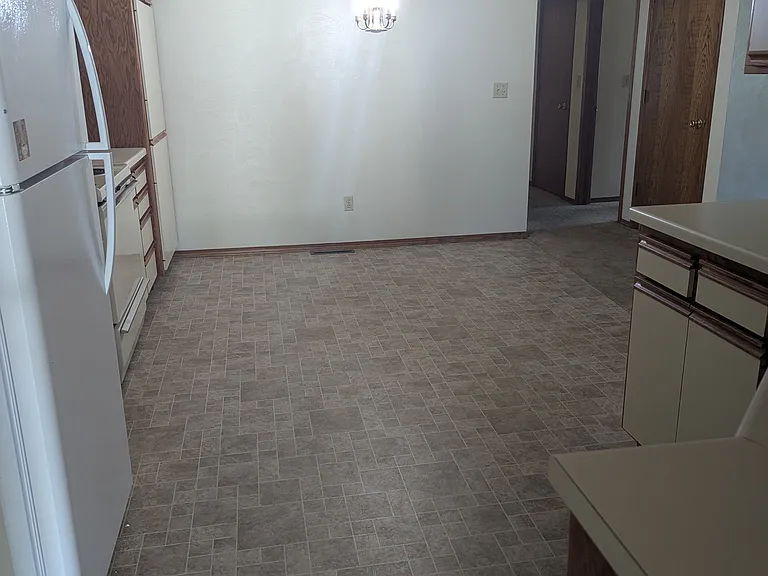 1357 Regal Ave — Photo 3