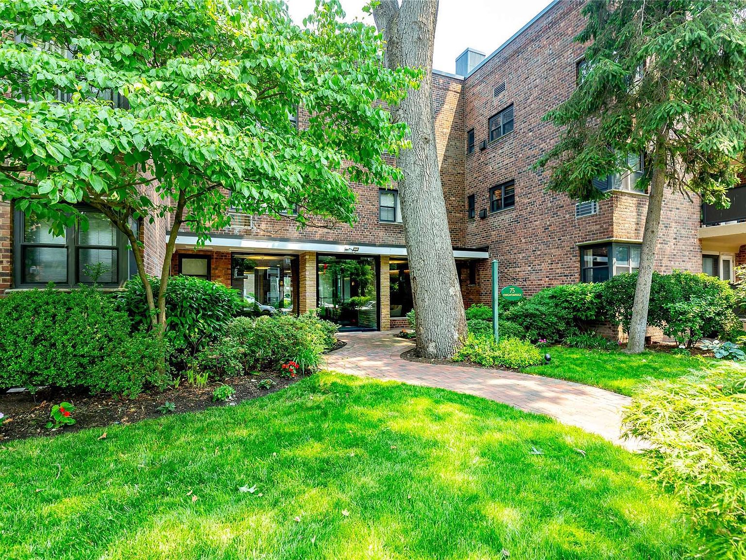 75 Knightsbridge Road UNIT 1G, Great Neck, NY 11021 MLS 3483868 Zillow