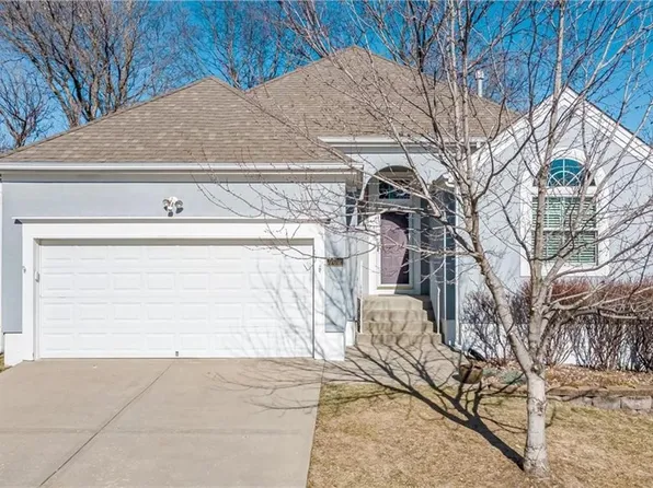 700 W 131st Pl, Kansas City, MO 64145