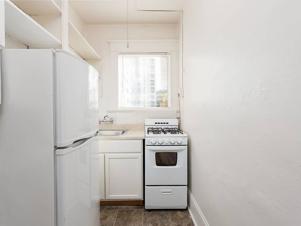 Bright Kitchen