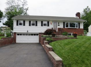 39 Francine Ave, West Caldwell, NJ 07006