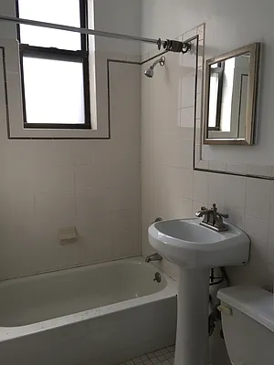 Rented by Uptown Flats LLC | media 16