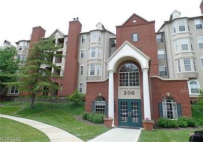 1st image of 200 Fox Hollow Dr APT 403