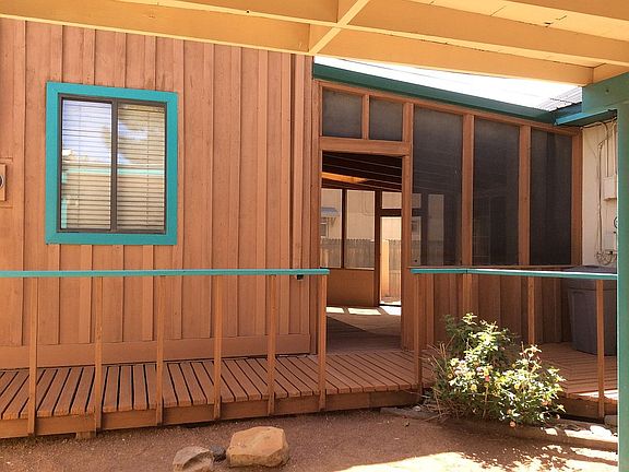 Accessible deckway paths