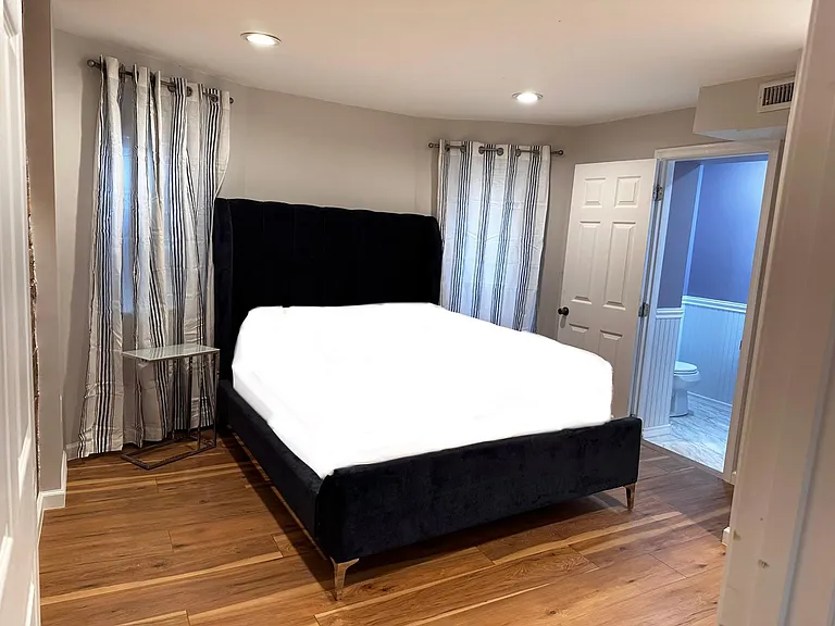 1314 Irving St NW #B — Photo 6
