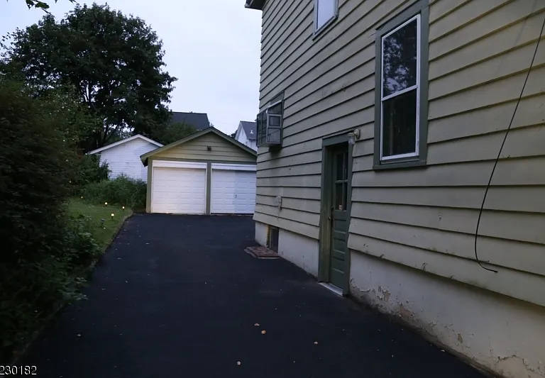 43 Cypress St — Photo 13