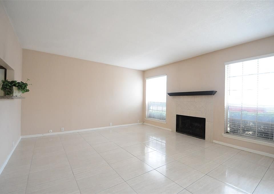 1st image of 6201 Beverlyhill St APT 20
