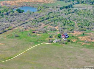 16547 E GABLE RD, St Hedwig, TX 78152