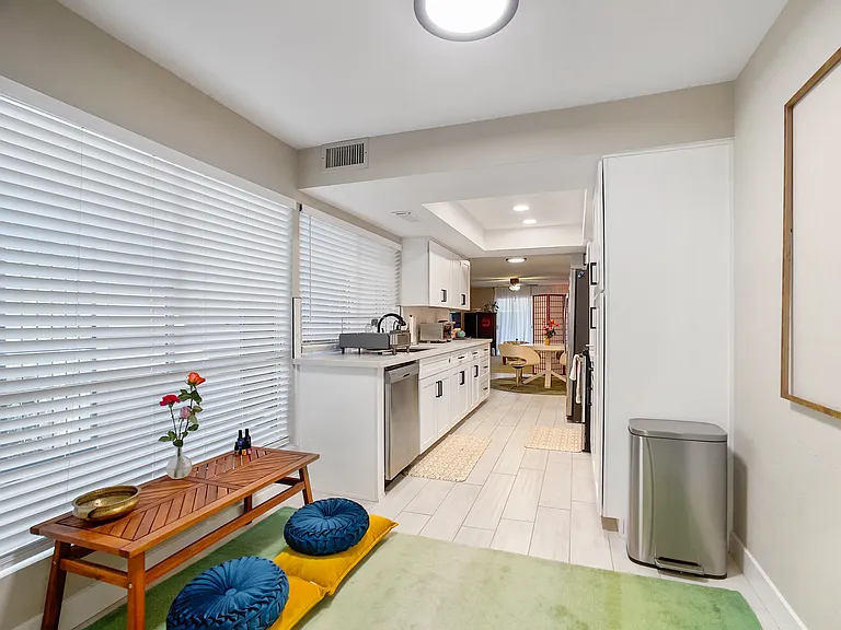 920 W Solcito Ln — Photo 19