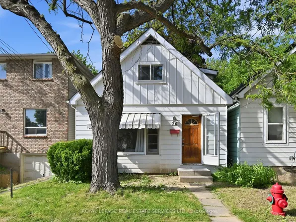 70 Ward Ave, Hamilton, ON L8S 2E9