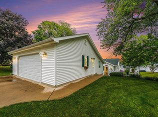 60631 Lennon Rd, Sturgis, MI 49091