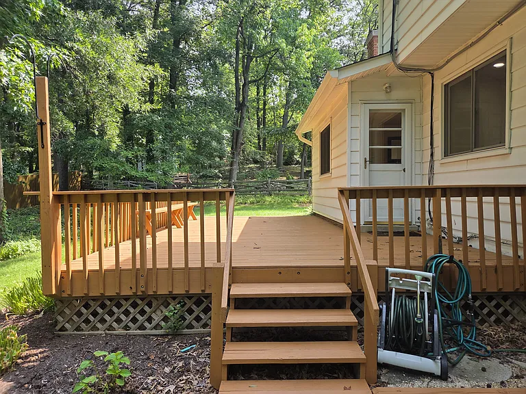 111 Tamarisk Ct — Photo 45