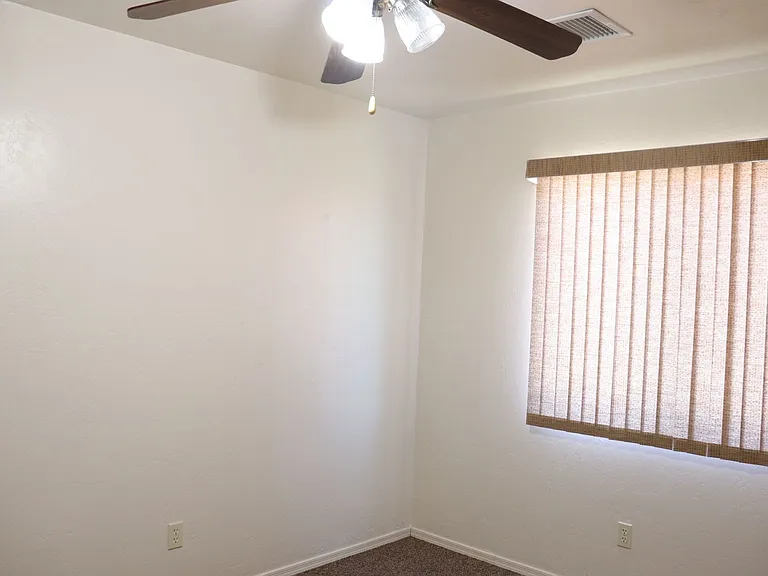 5379 Almosa St — Photo 16