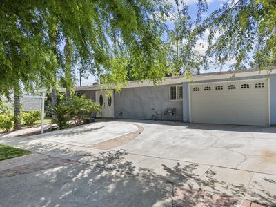 19424 Keswick St, Reseda, CA, 91335