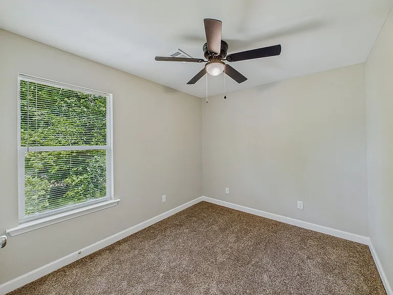 1008 Division St — Photo 10