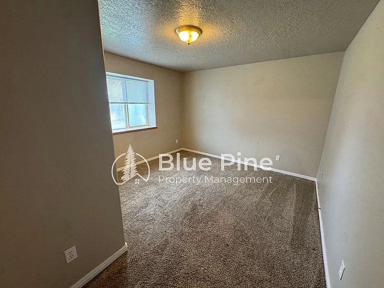 3535 Spring Creek Dr — Photo 25