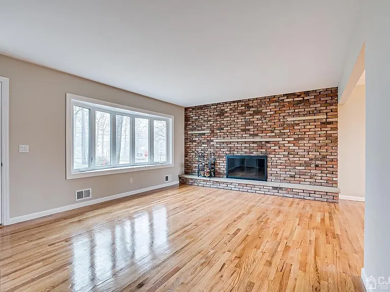 257 W Grant Ave — Photo 4