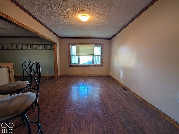 5th image of 903 N George St